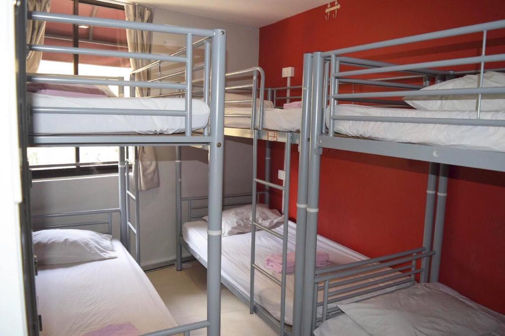 Adamson Nhà trọ Singapore